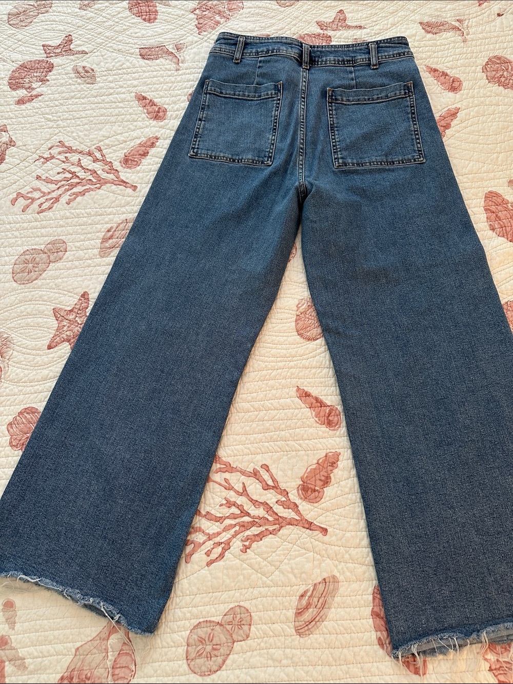 High Waisted Wide Leg Blue Women  Zara Jeans - Classic Denim with frayed hem